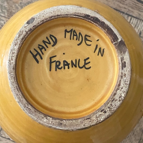 Provencal Pitcher - Picture 2 of 3